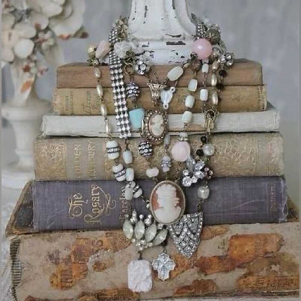 Unlisted live show vintage jewelry - Picture 1 of 1